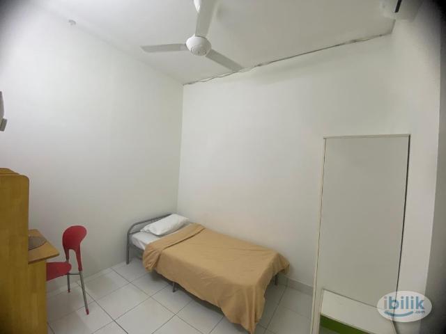 Room for rent in Petaling, Damansara Damai