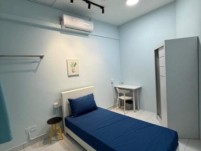 Room for rent in Country Heights Damansara, Kuala Lumpur