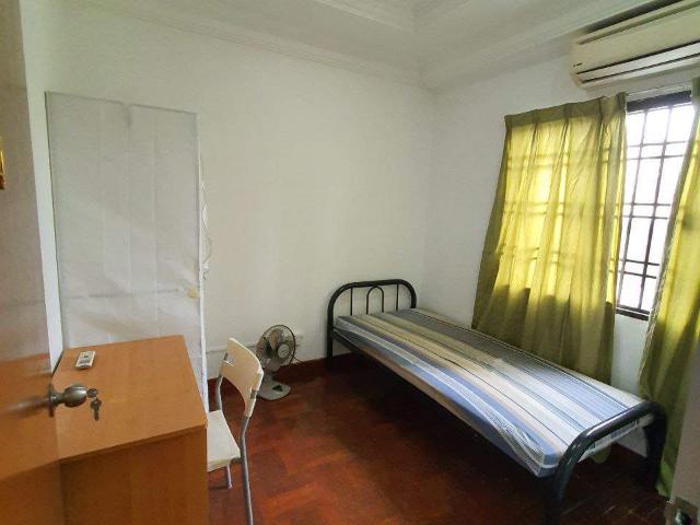 Room for rent in PJS 10, Petaling Jaya