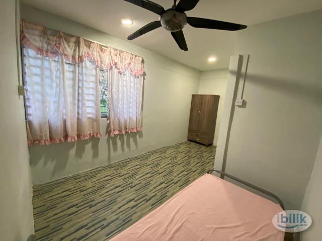 Room for rent in Petaling, Damansara Damai