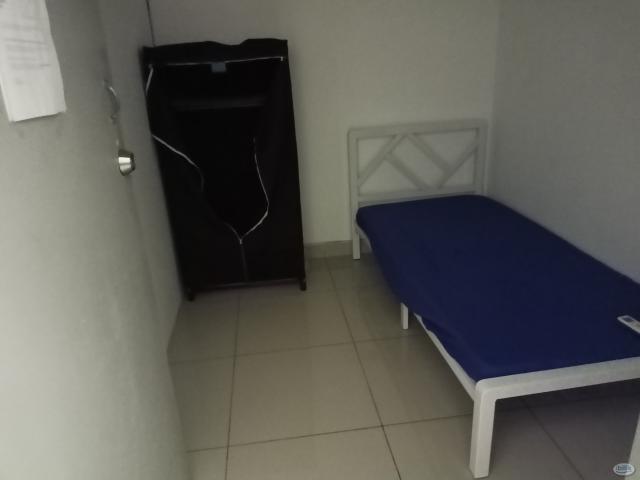 Room for rent in Petaling, Alam Impian