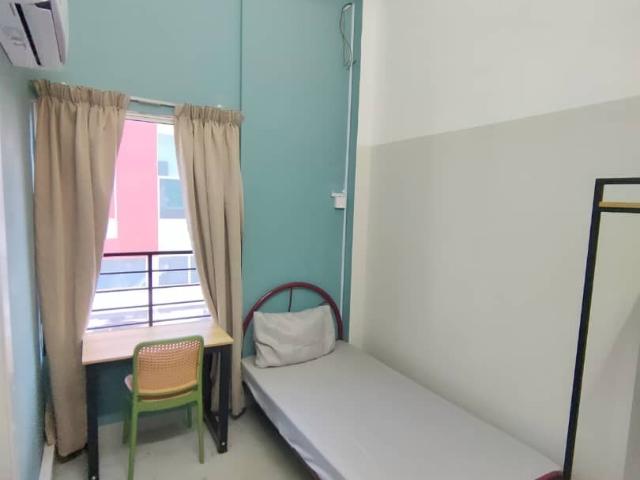 Room for rent in Alam Impian, Selangor