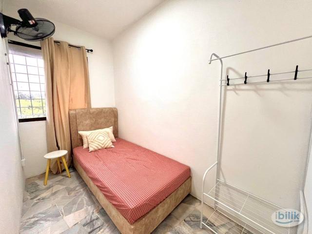 Room for rent in Country Heights Damansara, Kuala Lumpur