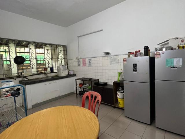 Room for rent in Petaling, Damansara Damai