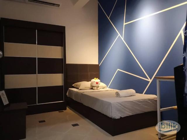Room for rent in Petaling, Alam Impian