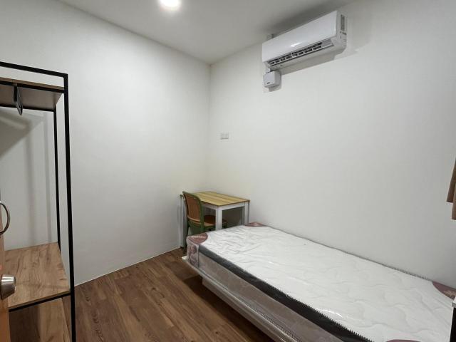 Room for rent in Petaling, Alam Impian