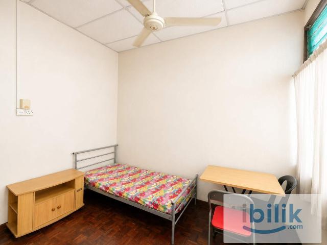 Room for rent in Mukim 13, Georgetown