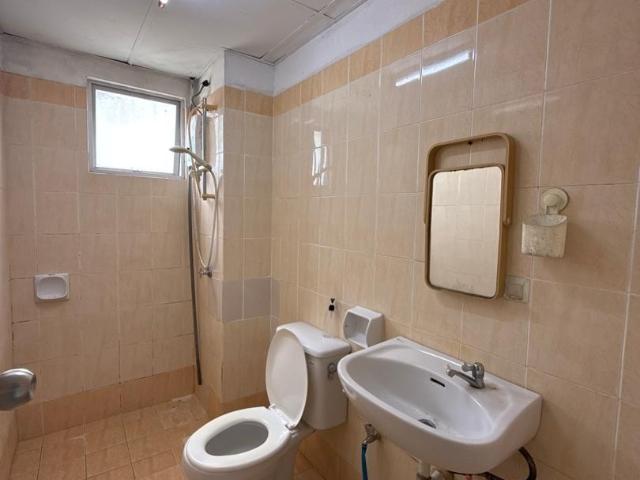Room for rent in Petaling, Damansara Damai