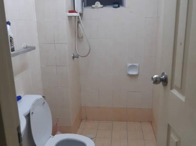 Room for rent in Petaling, Damansara Damai
