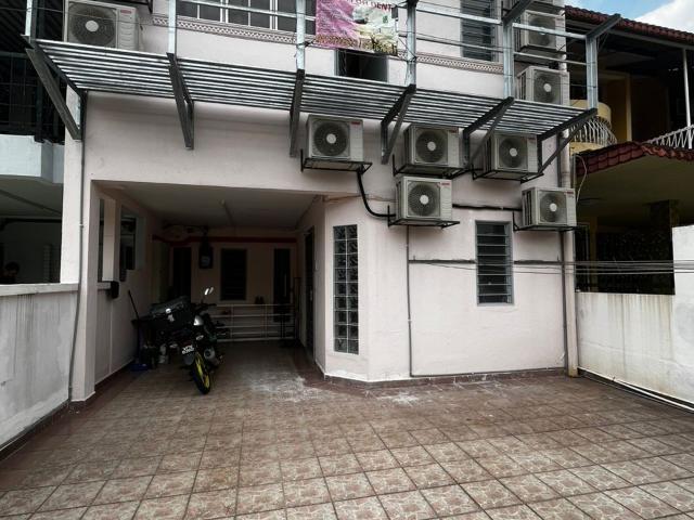 Room for rent in Country Heights Damansara, Kuala Lumpur