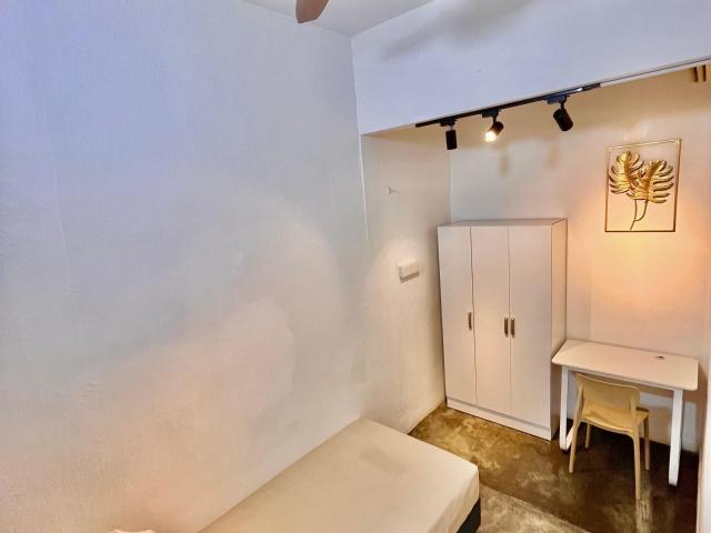 Room for rent in Wellesley, Penang