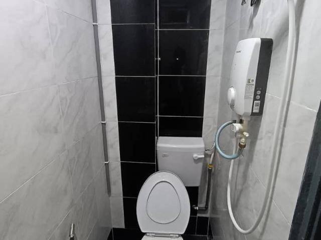 Room for rent in Sendayan Village, Negeri Sembilan