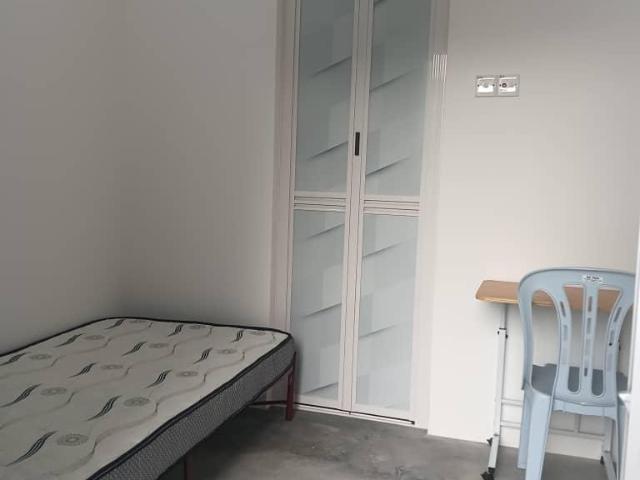 Room for rent in Perak, Intan