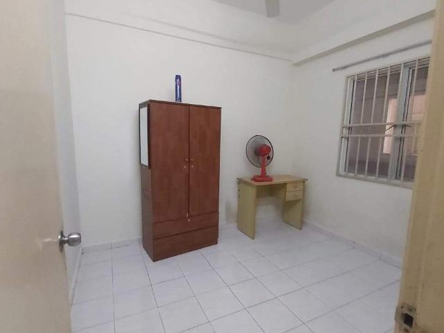 Room for rent in Country Heights Damansara, Kuala Lumpur