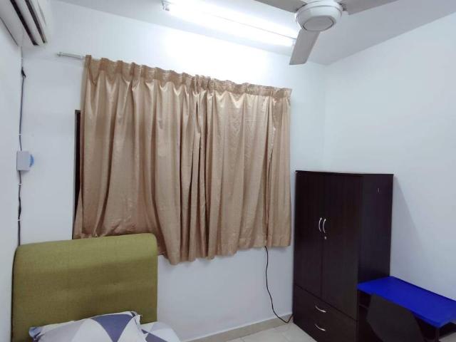Room for rent in Petaling, Damansara Damai