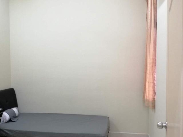 Room for rent in PJU 6, Petaling Jaya