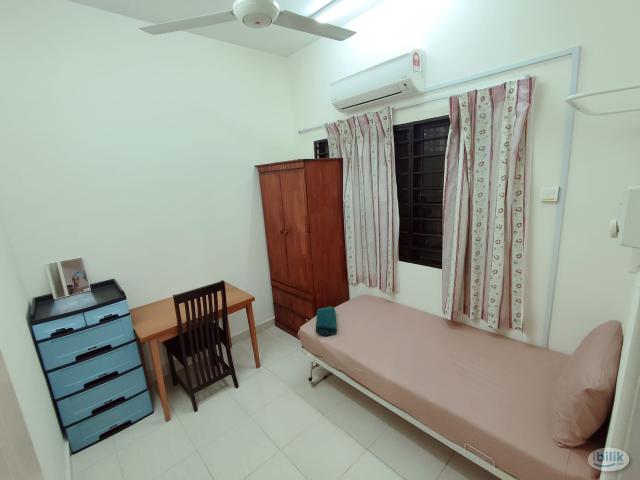 Room for rent in Petaling, Damansara Damai