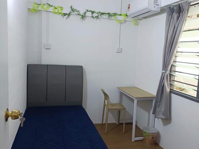 Room for rent in Mukim 13, Georgetown