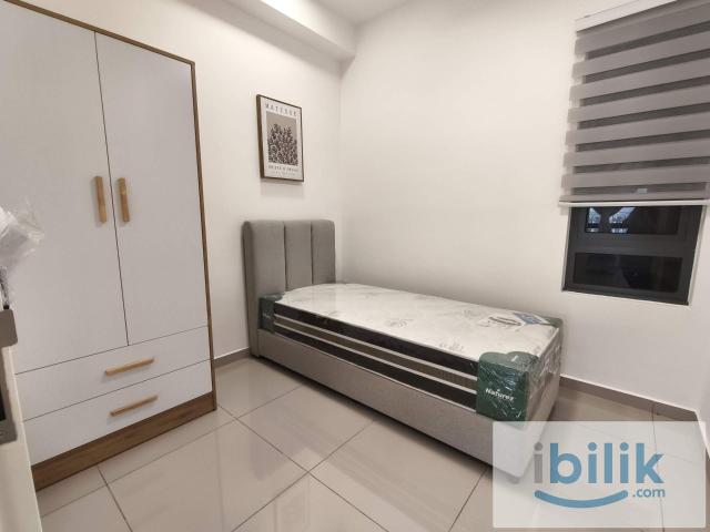 Room for rent in Petaling, Damansara Damai