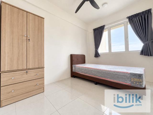 Room for rent in Kampung Tersusun Sungai Ara, George Town