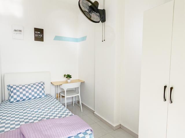 Room for rent in Wellesley, Penang