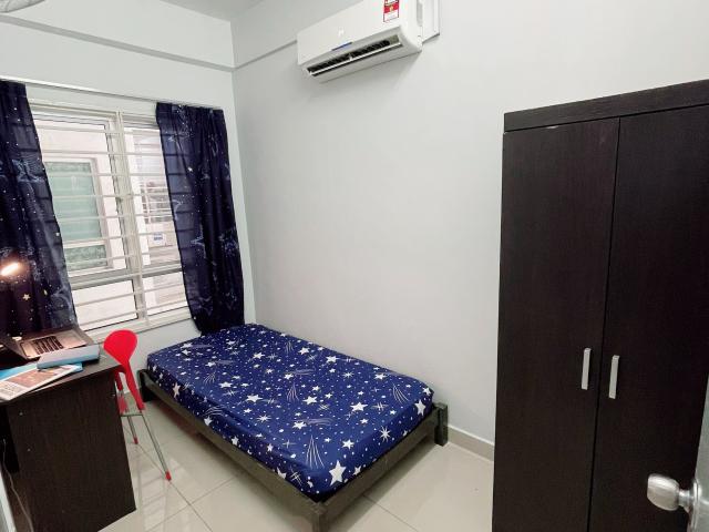 Room for rent in Petaling, Damansara Damai