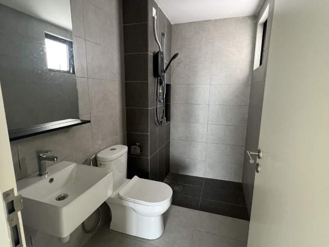 Room for rent in Petaling, Damansara Damai