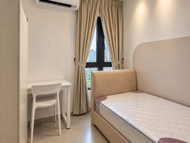Room for rent in PJU 8, Petaling Jaya