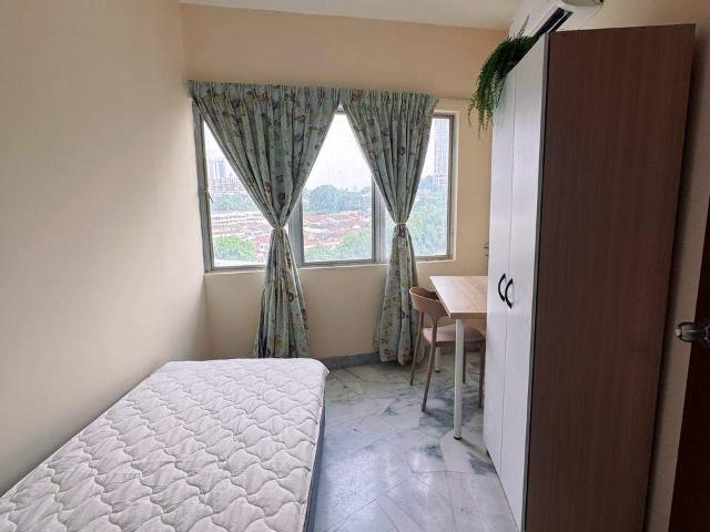 Room for rent in Country Heights Damansara, Kuala Lumpur