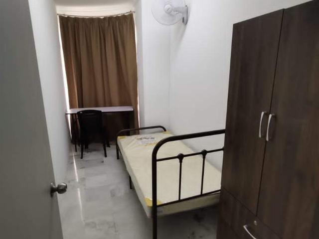 Room for rent in Country Heights Damansara, Kuala Lumpur