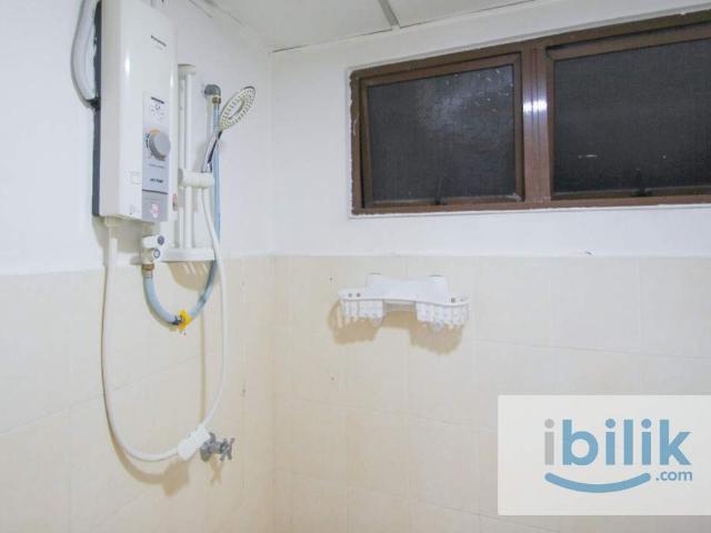 Room for rent in Petaling, Damansara Damai