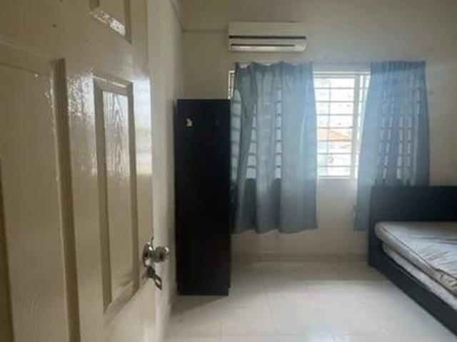 Room for rent in Petaling, Damansara Damai