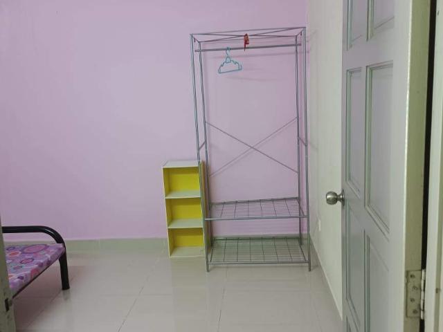 Room for rent in Petaling, Damansara Damai