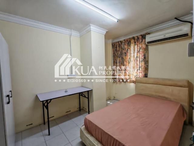 Room for rent in Kuching
