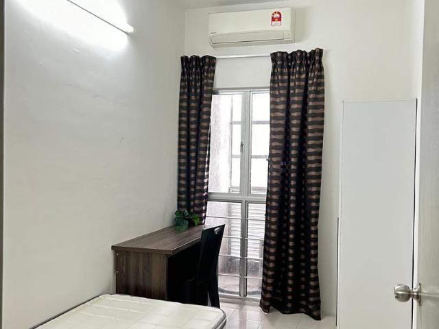 Room for rent in PJS 11, Majlis Bandaraya Subang Jaya