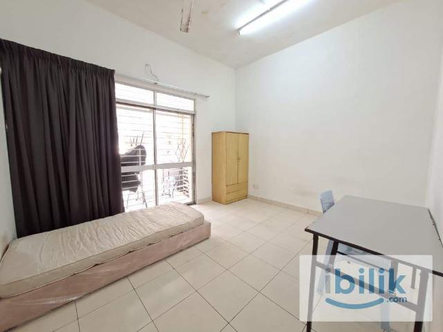 Room for rent in Seksyen U13, Shah Alam