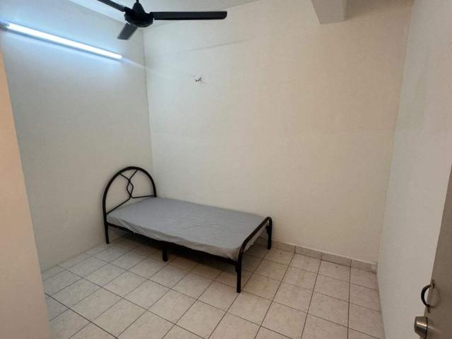Room for rent in Petaling, Damansara Damai
