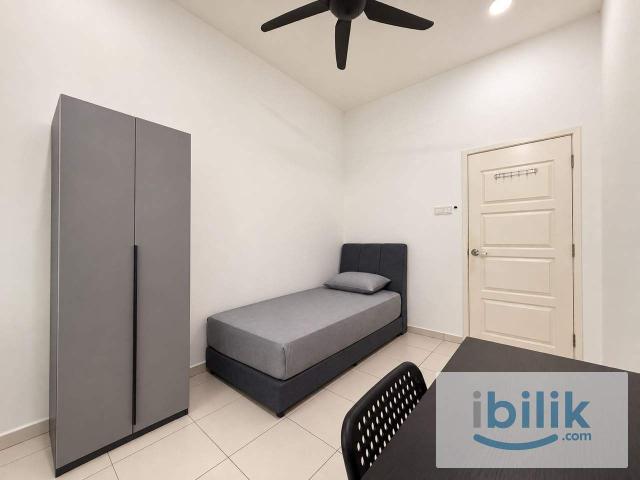 Room for rent in Kampung Perlis, George Town