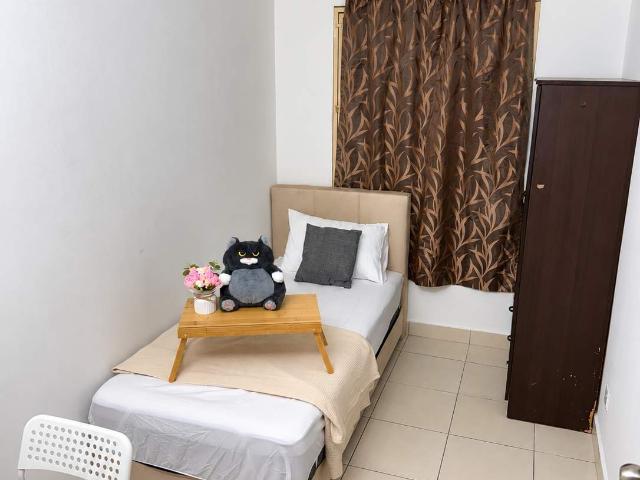 Room for rent in Seksyen 22, Shah Alam