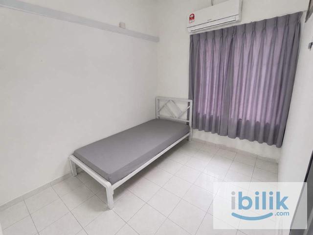 Room for rent in Alam Impian, Selangor