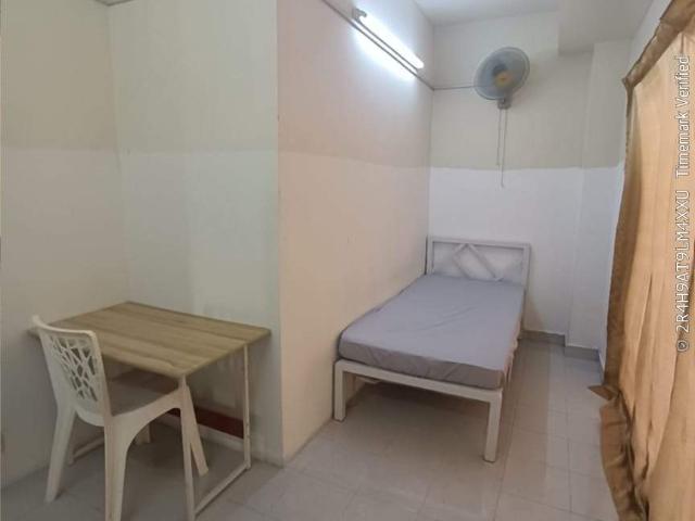 Room for rent in Alam Impian, Selangor