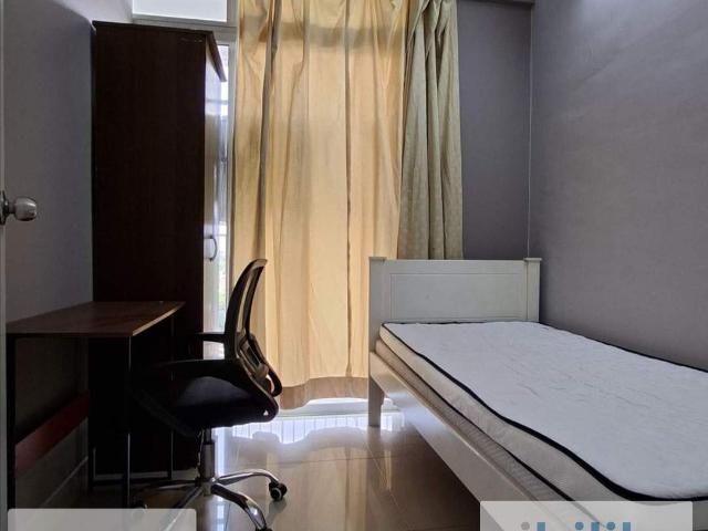 Room for rent in Petaling, Alam Impian