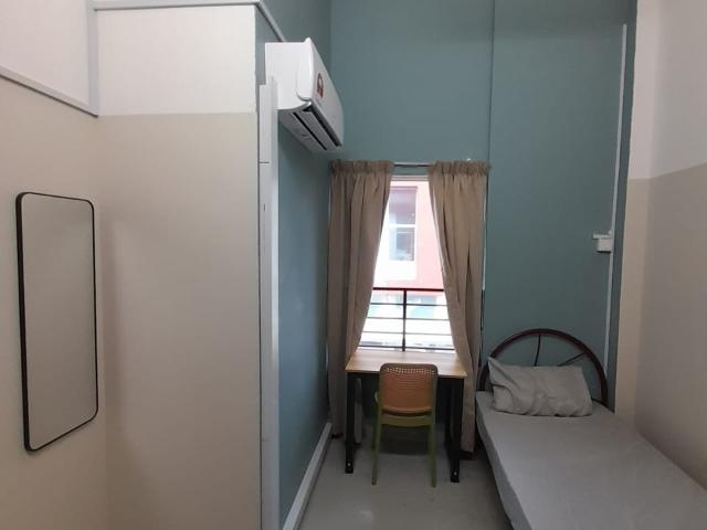 Room for rent in Petaling, Alam Impian