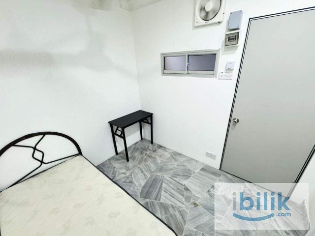 Room for rent in Petaling, Damansara Damai