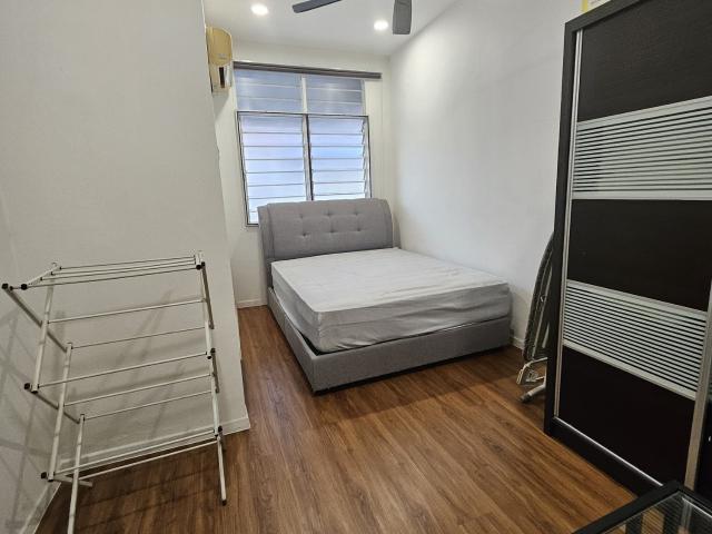 Room for rent in Wellesley, Penang