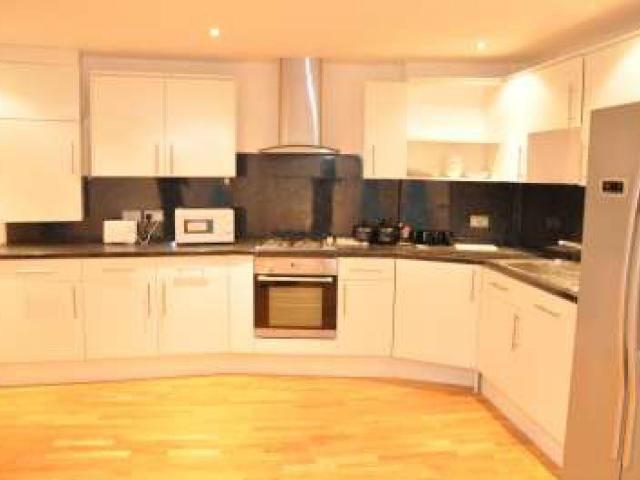 Room for rent in Limehouse, Greater London