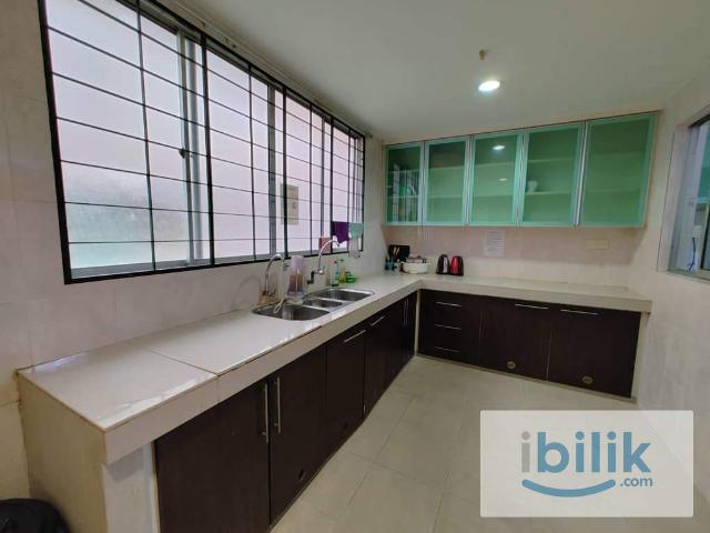 Room for rent in Petaling, Damansara Damai
