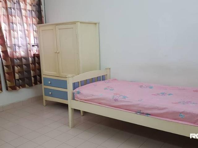 Room for rent in Petaling, Damansara Damai