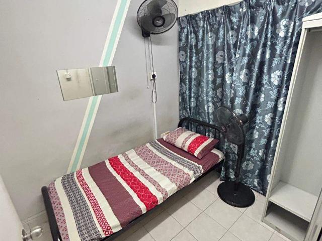 Room for rent in Petaling, Damansara Damai