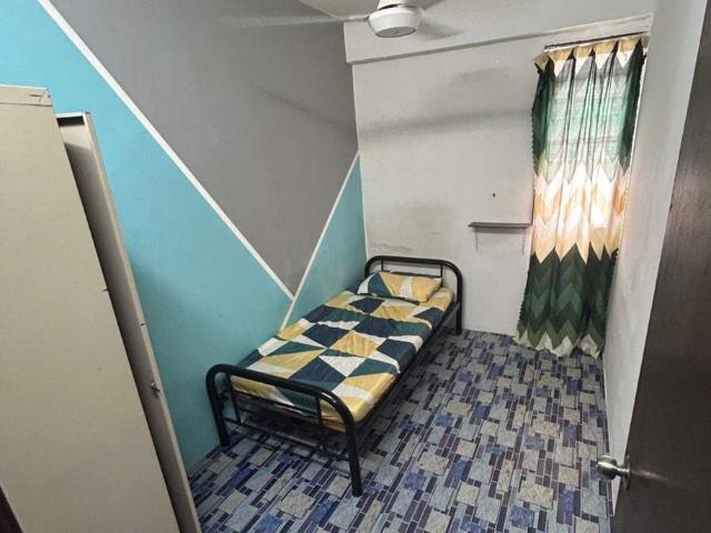 Room for rent in Country Heights Damansara, Kuala Lumpur